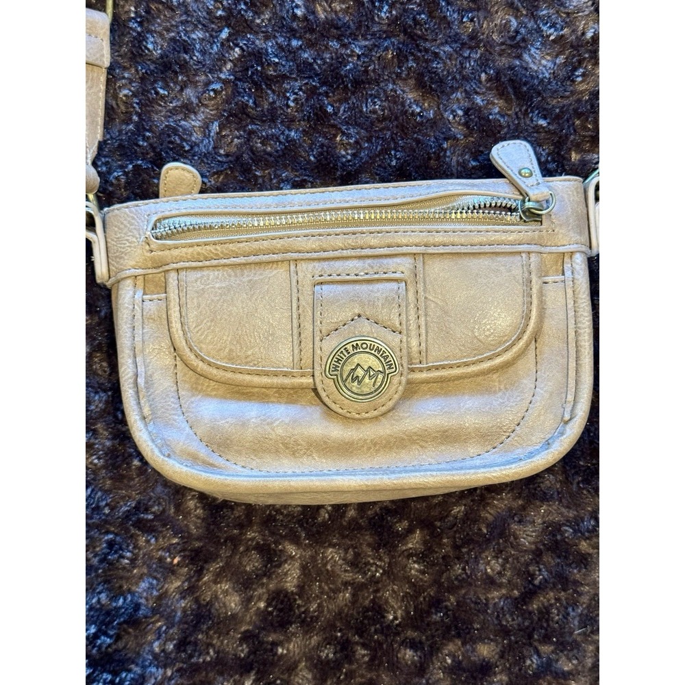 White Mountain Taupe Crossbody Shoulder Bag Multi Pocket Adjustable Strap